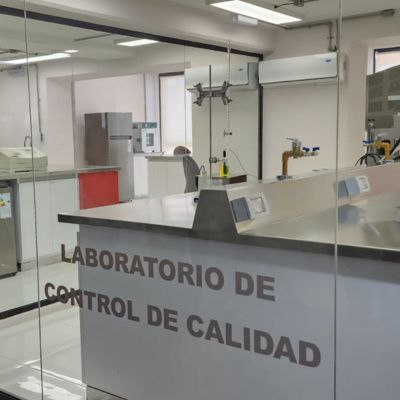 Reinaguración del laboratorio de control de calidad