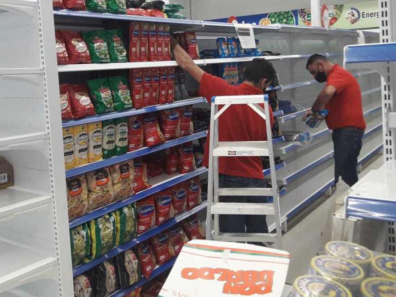 Foto armado sucursal 2